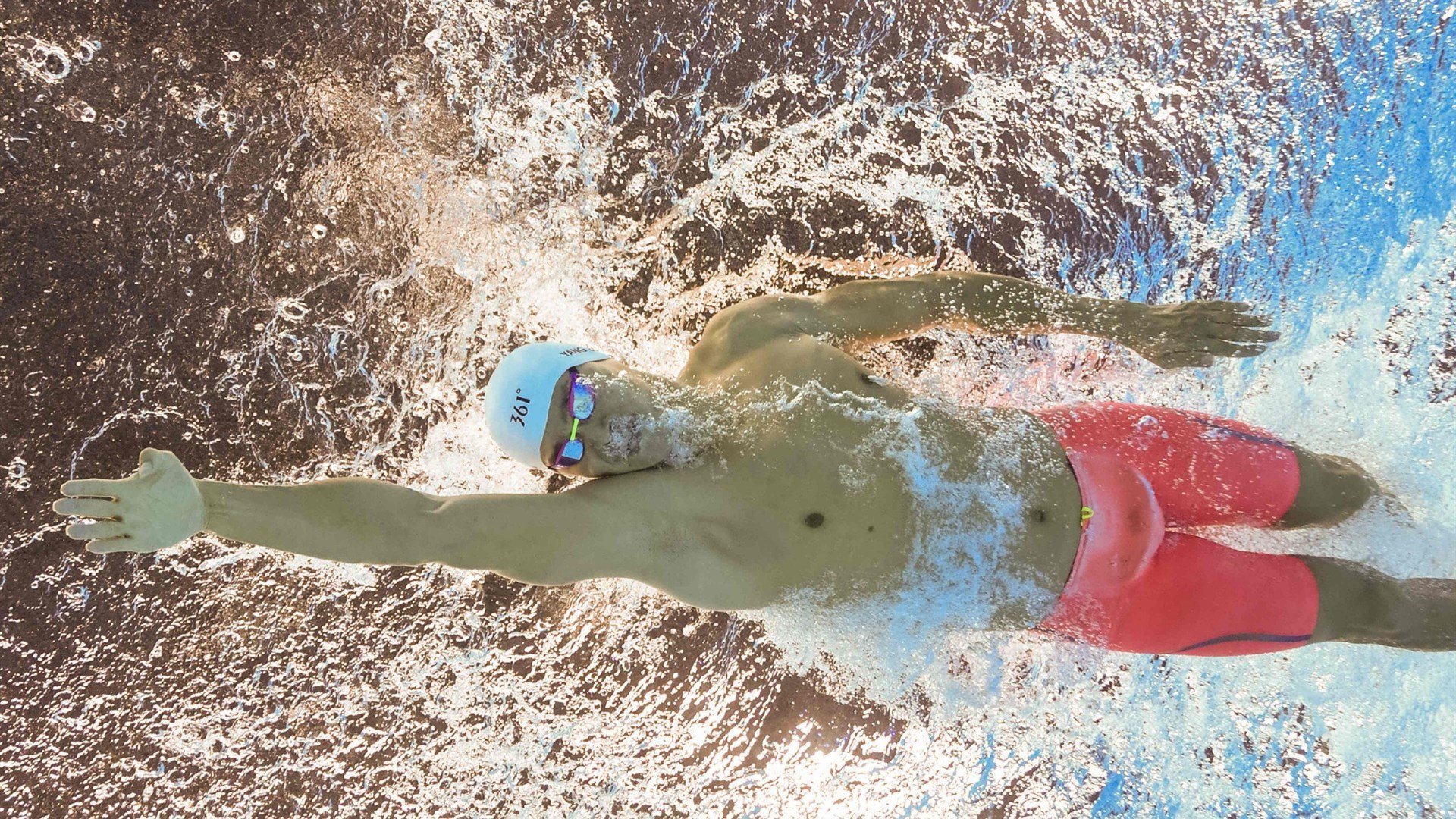 布鲁诺·存在感拉满,当比利时黄金一代的余晖遇上加纳的黑色流星