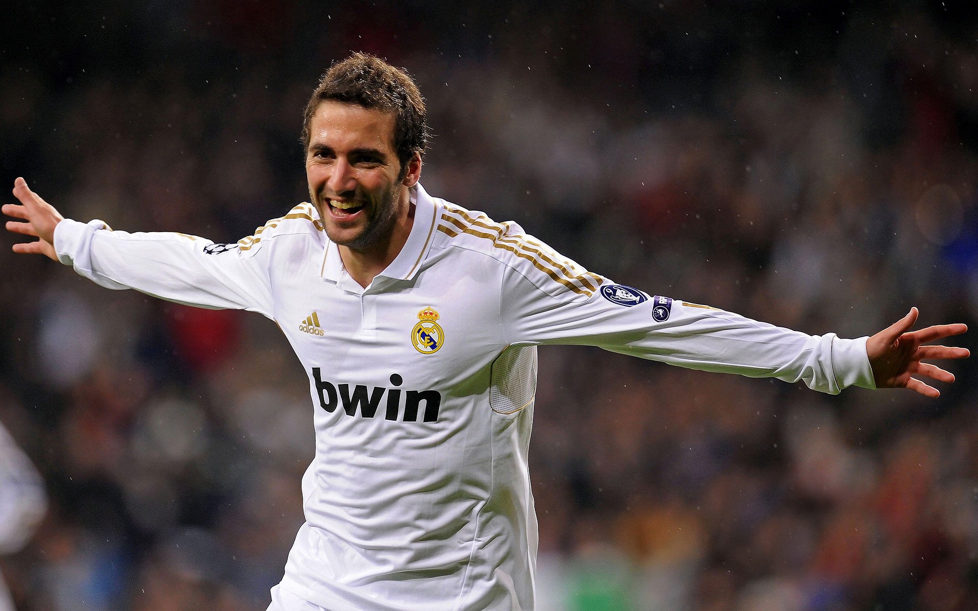 东瀛风暴席卷法兰西，马琳战术革命引领日本队历史性完胜